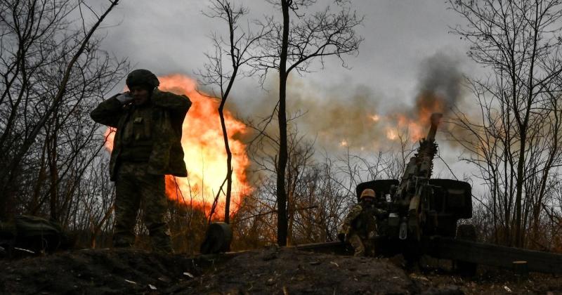 Бої тривають в околицях Променя, Лисівки, Селидового, Юр'ївки та Вишневого. У районі Кремінної Балки ворог концентрує свої основні зусилля, повідомляє Генеральний штаб.