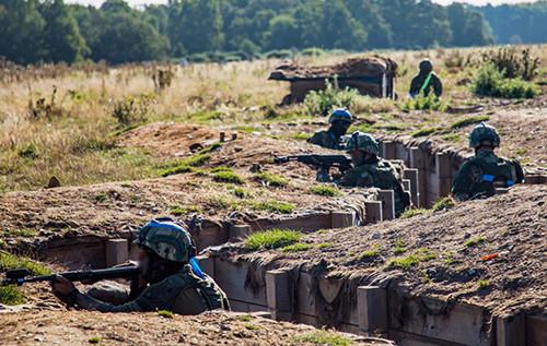 Отримано запит від військових: у Покровську зводять оборонні рубежі для можливих вуличних боїв, - МВА