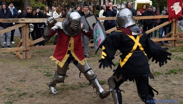 У Вінниці розпочався лицарський турнір на честь Максима Шимка.